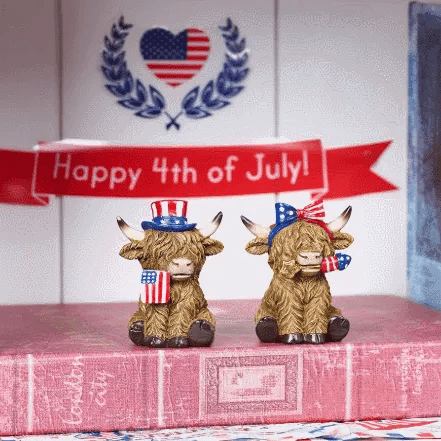 Patriotic Highland Cow Decor