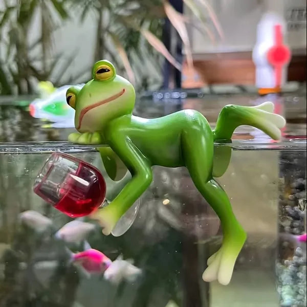 Tipsy Frog Pot Hanger