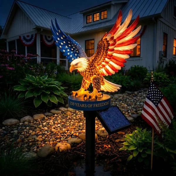 Solar Eagle Garden Light